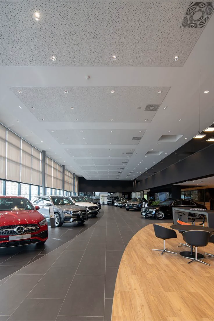 CAR DESIRE Showroom - Expert Team
